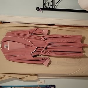 Salmon pink bathrobe